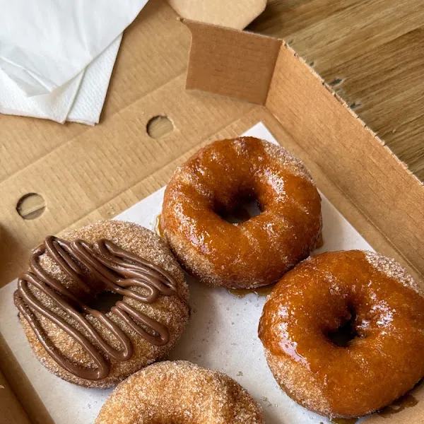 Hopstop Donuts — Dedicated GF gluten-free restaurant in London, GB