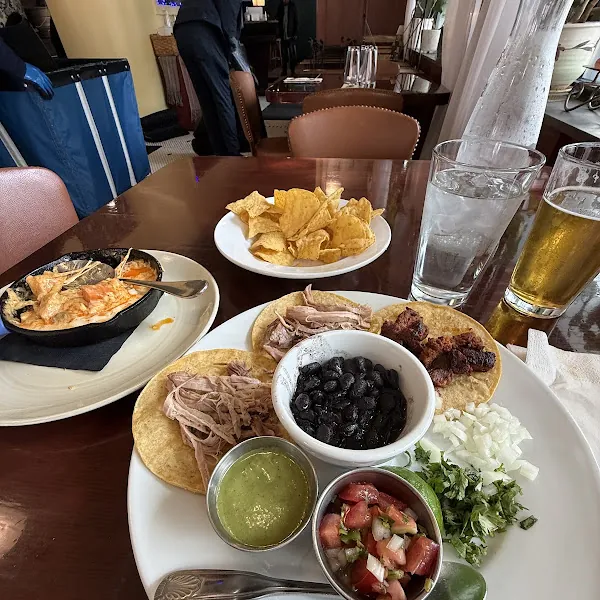 Verde Cocina en la Perla gluten-free menu and interior, photo 8 of 8