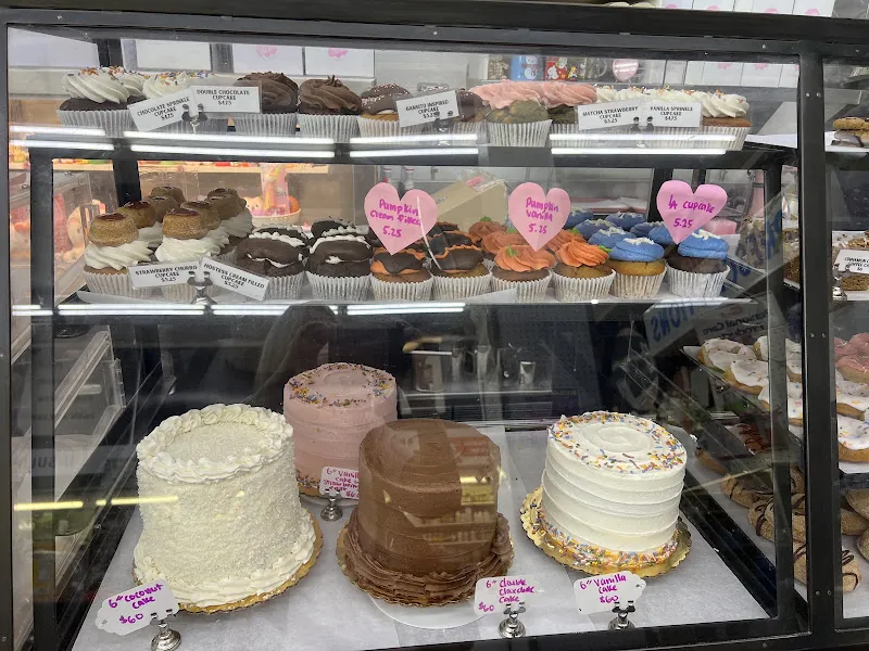Cake Girl gluten-free menu and interior, photo 6 of 8