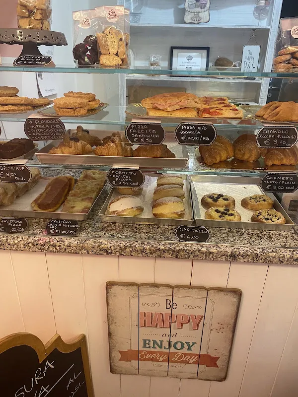 La Pasticciera gluten-free menu and interior, photo 3 of 8