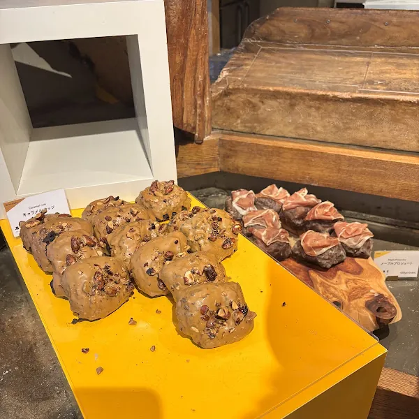 I'm donut ? Gluten-Free gluten-free menu and interior, photo 7 of 8